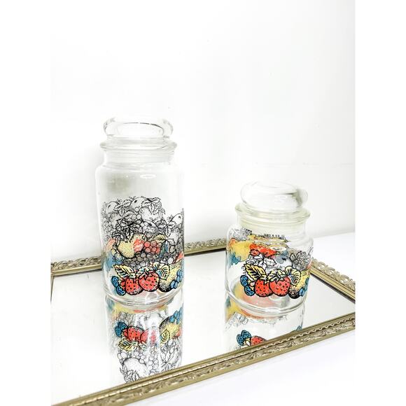 Set of Two Rare Vintage Anchor Hocking Glass Jars with Fruit Motif - Picture 2 of 10